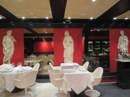 Interir restaurace Salumeria Rosi Parmacotto, Madison Avenue.JPG